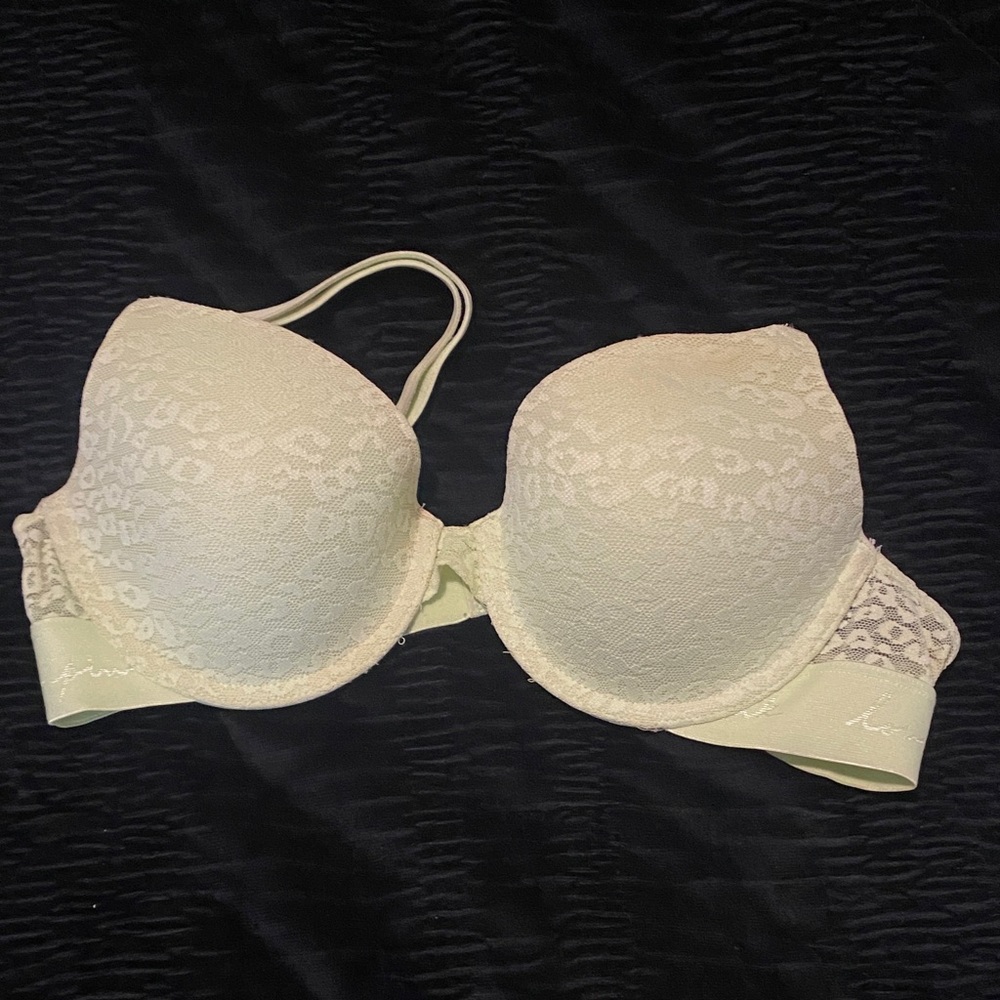 VS Pink Bra